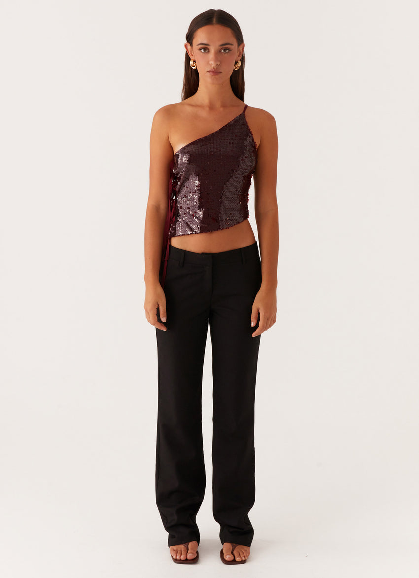 Cosmopolitan One Shoulder Top - Maroon